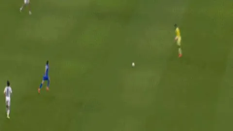 成都蓉城逆转胜：唐创关键头球改写中超战局